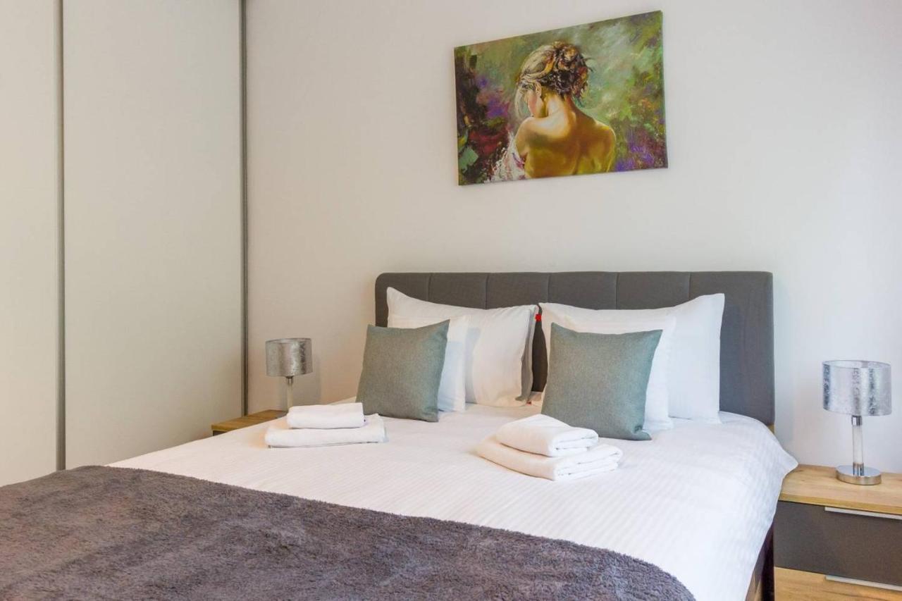 Spacious And Quiet 2 Bedroom Cluj-Napoca